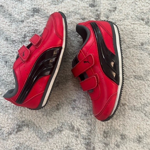 Boys Puma Velcro Shoes Red/Black - Picture 3 of 9